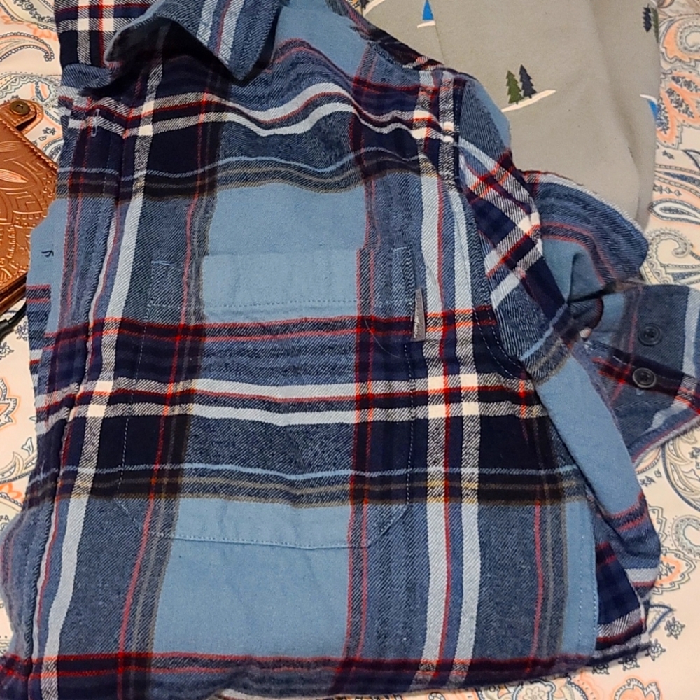 Medium Eddie Bauer shirt